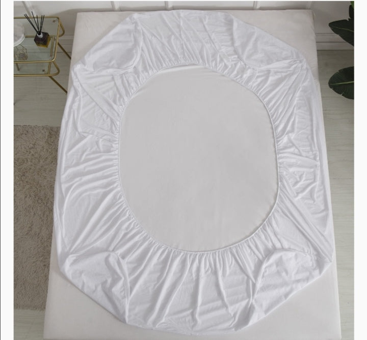 Waterproof mattress protector